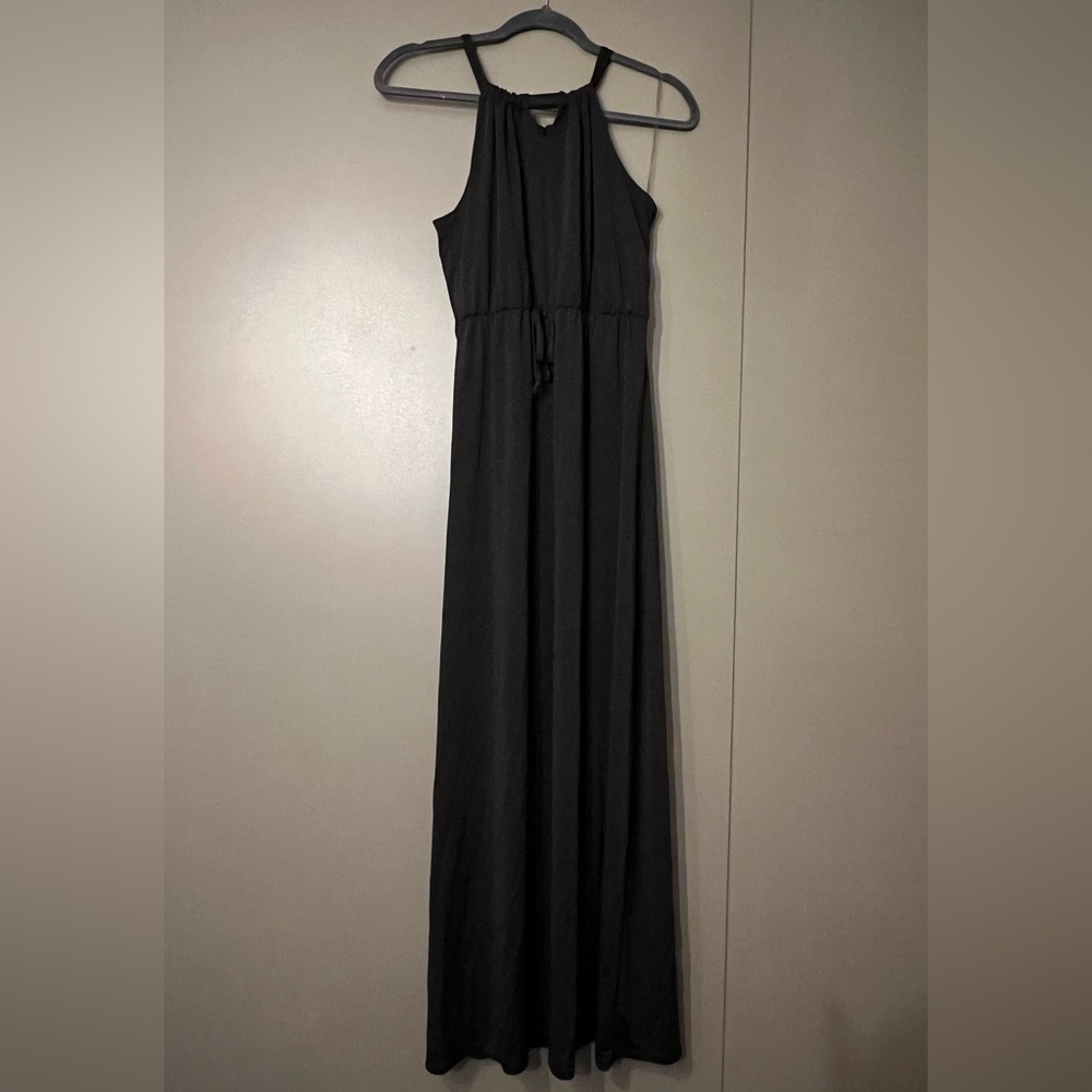 Key-hole maxi dress